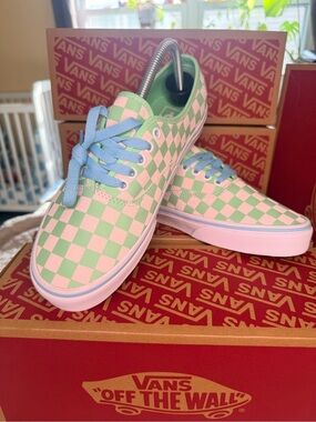 BRAND NEW Vans Authentic Checkerboard Pistachio Green Men 8/Women 9.5